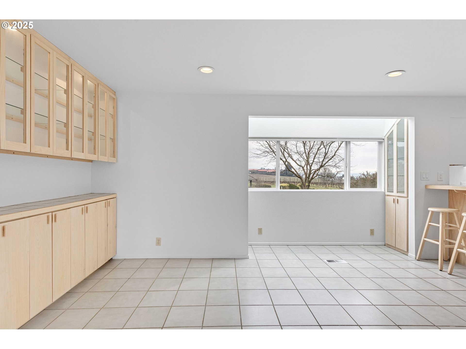 6055 BETHEL HEIGHTS RD