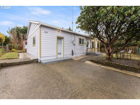 2660 35th ST Coos Bay OR 97420