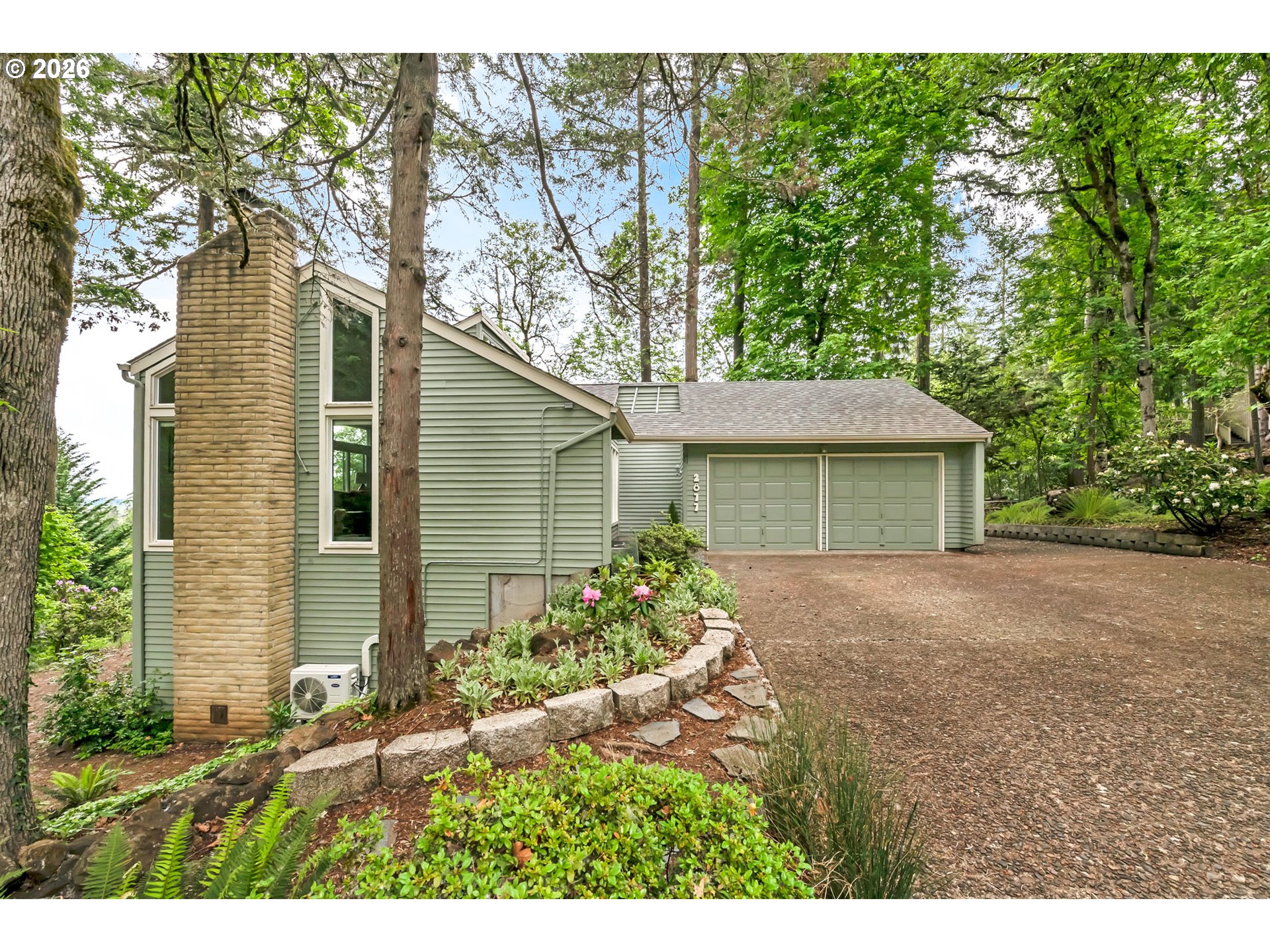 2877 TIMBERLINE DR