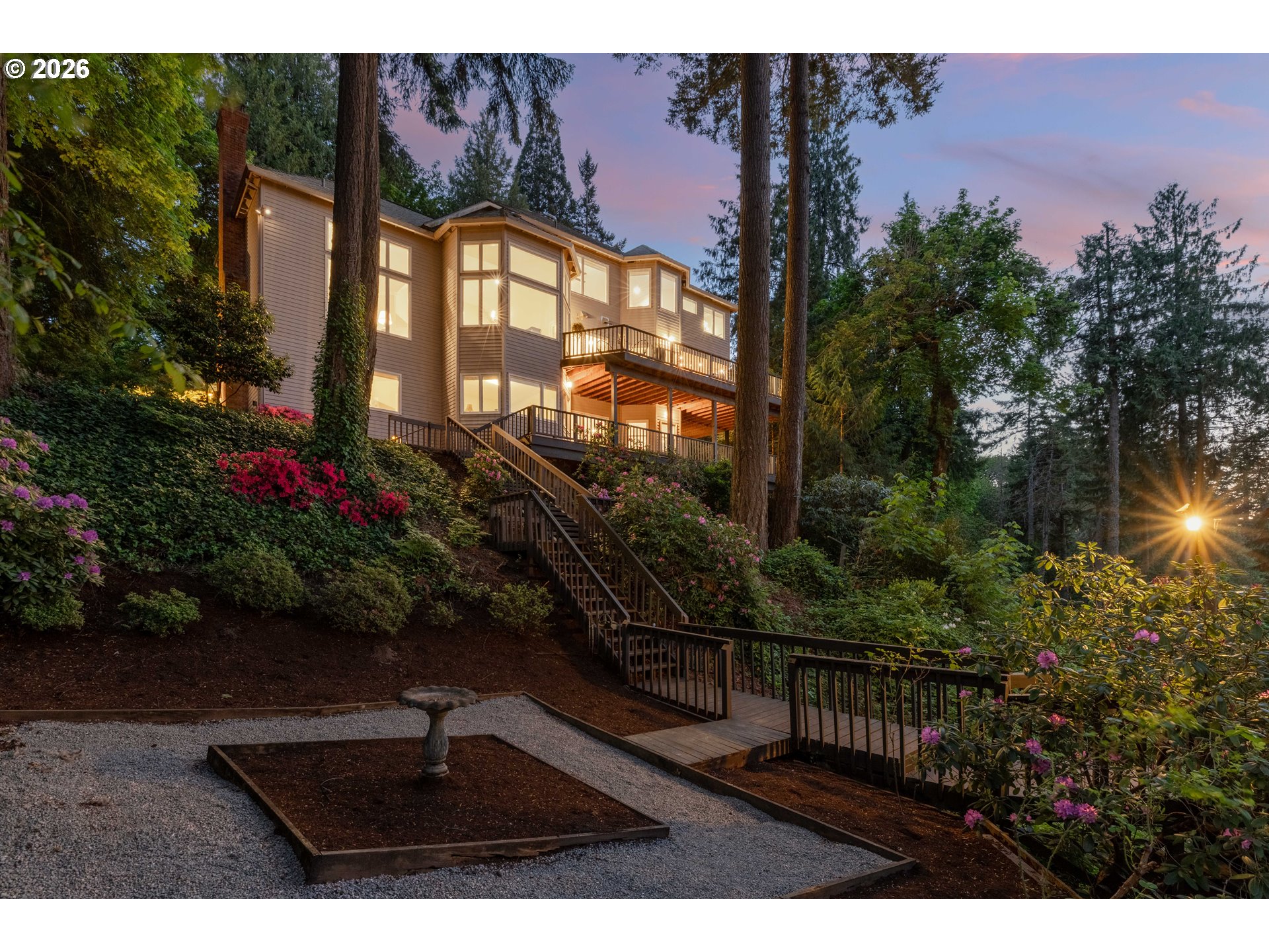 1949 CEDAR CT