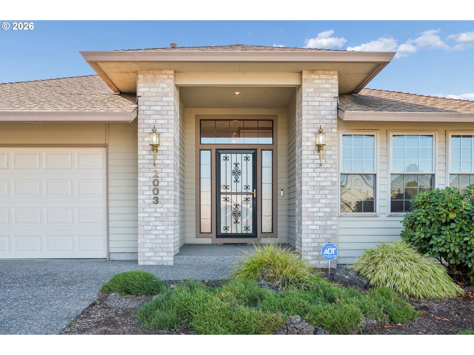 2003 NE 155TH CT