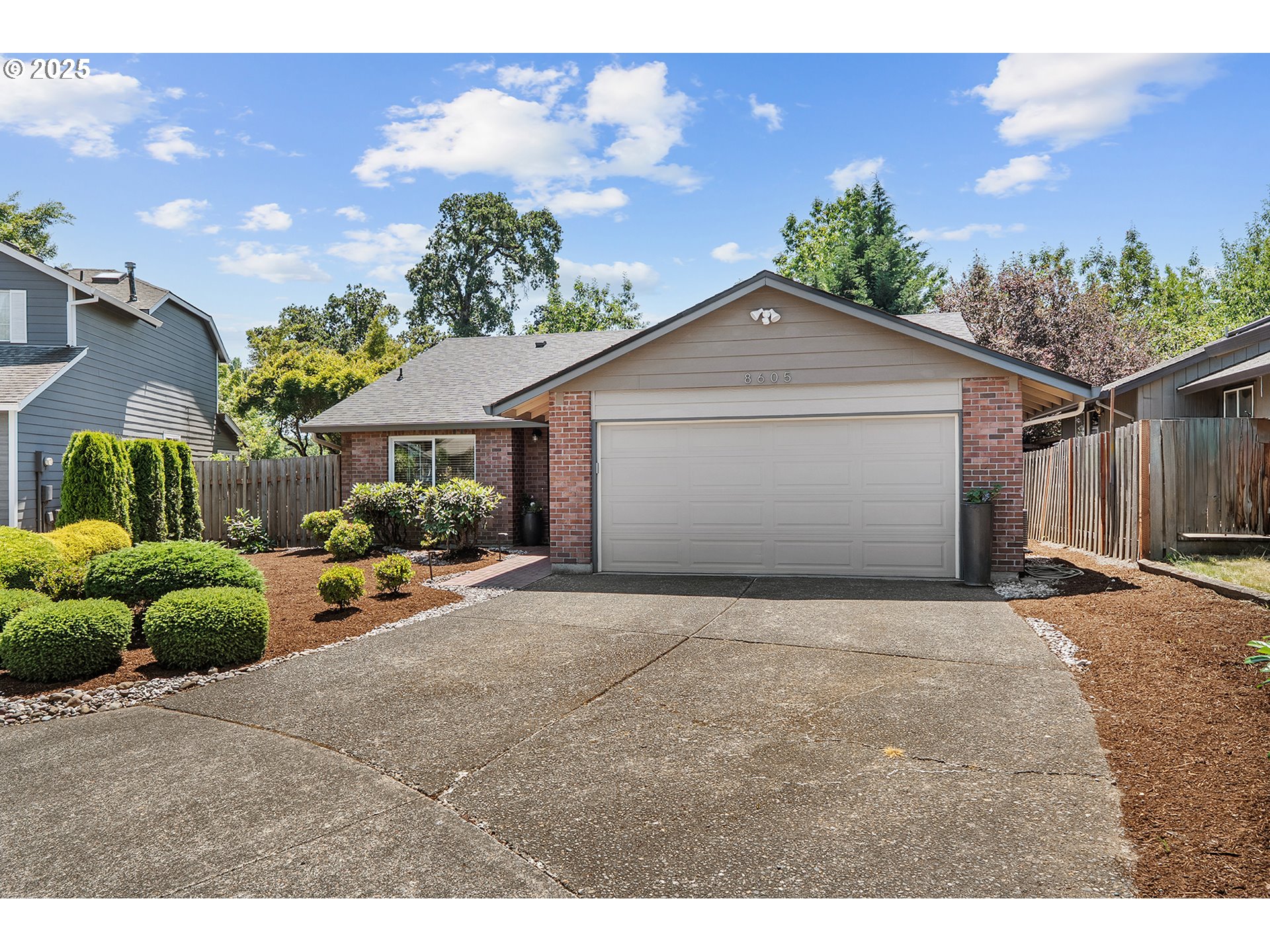 8605 SW STRATFORD CT