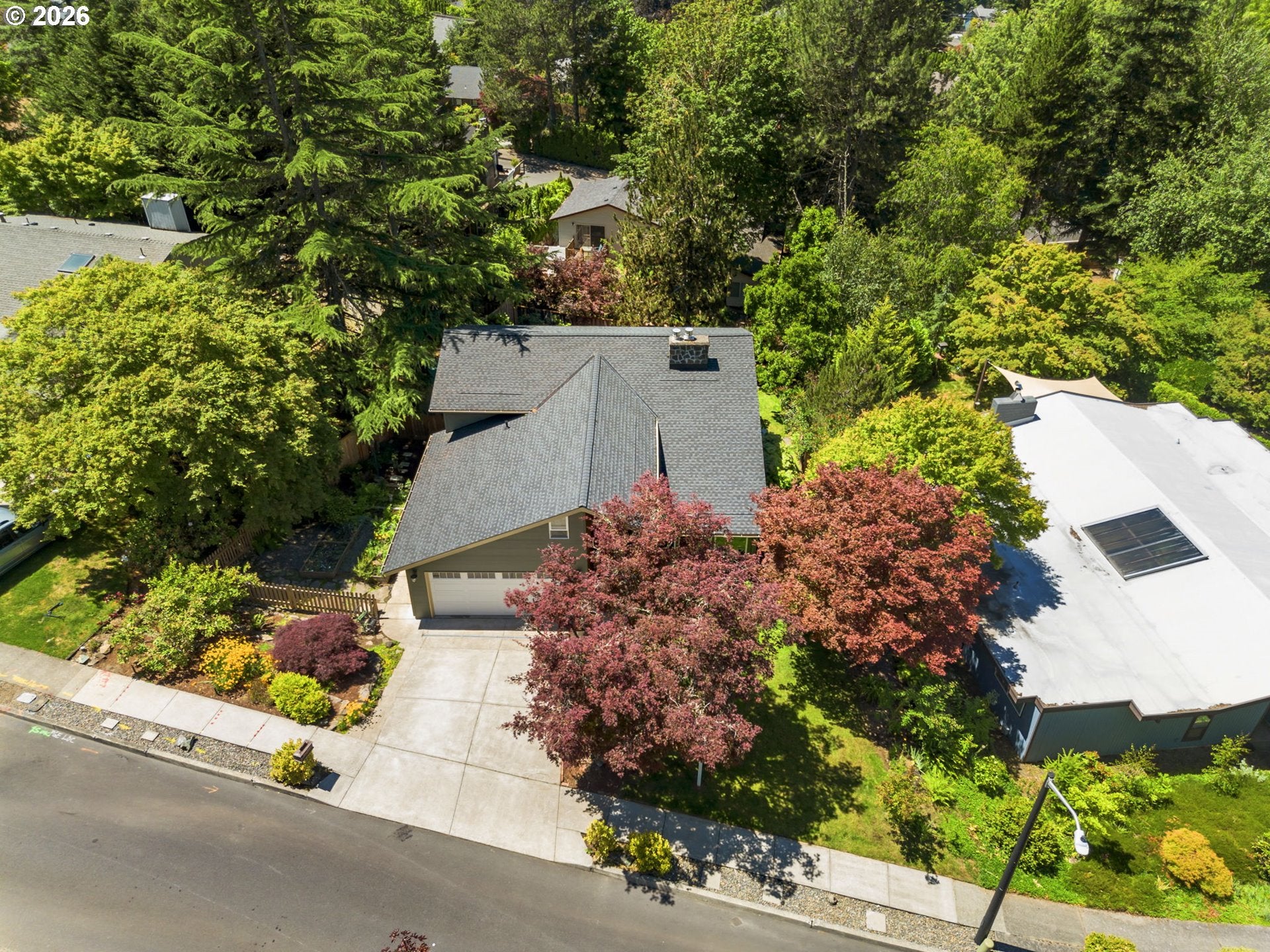 1105 SW 10TH DR
