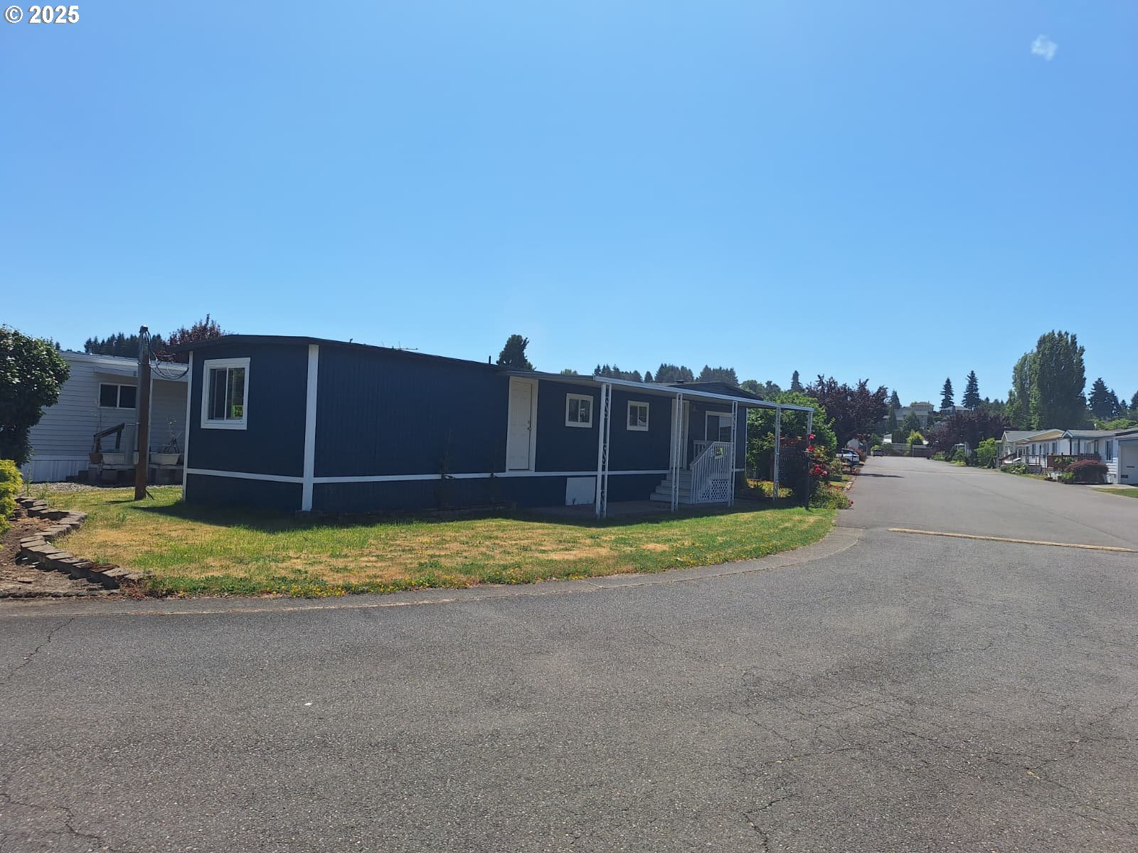 Photo 1 of 13 — 1709 NE 78th ST 16, Vancouver, WA 98665