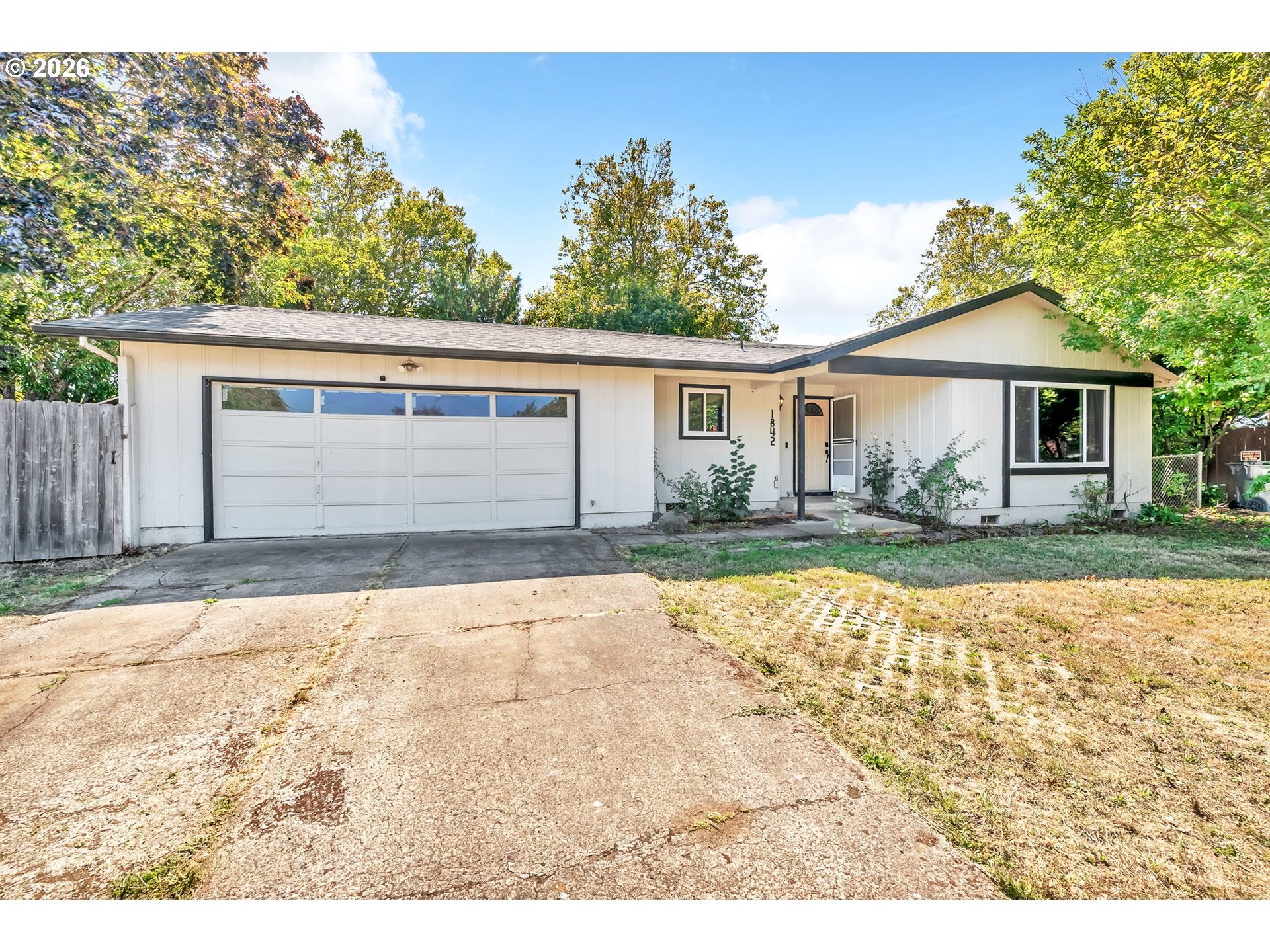 1842 LAVETA LN