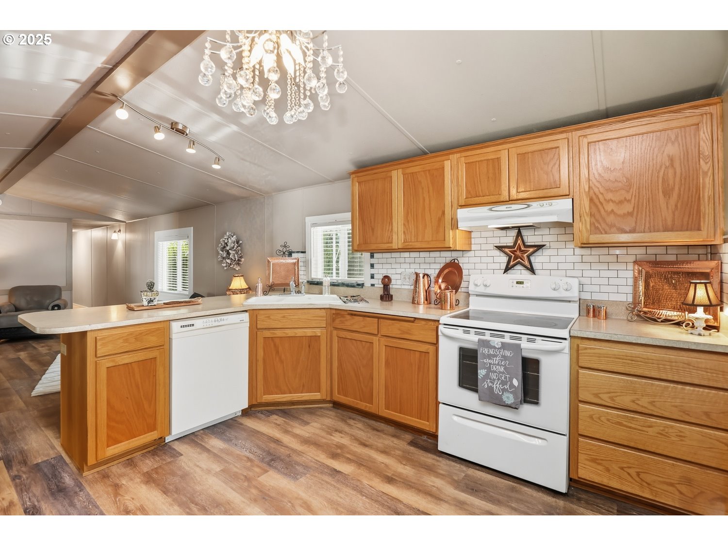 1475 Green Acres RD 121