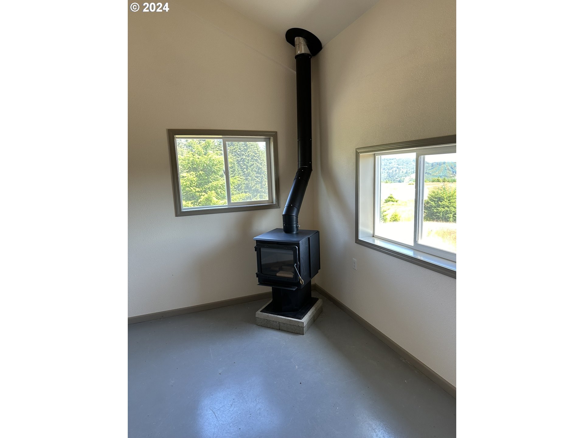 Sheridan, Oregon 97378, United States, ,Land,Active,54600