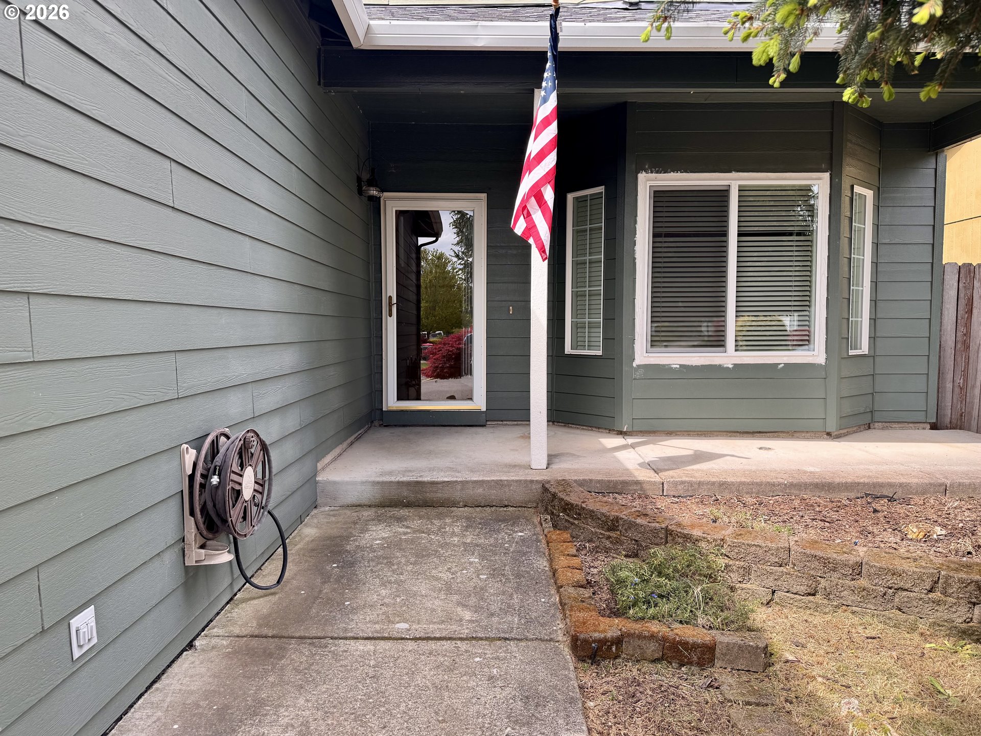 310 W 13TH ST