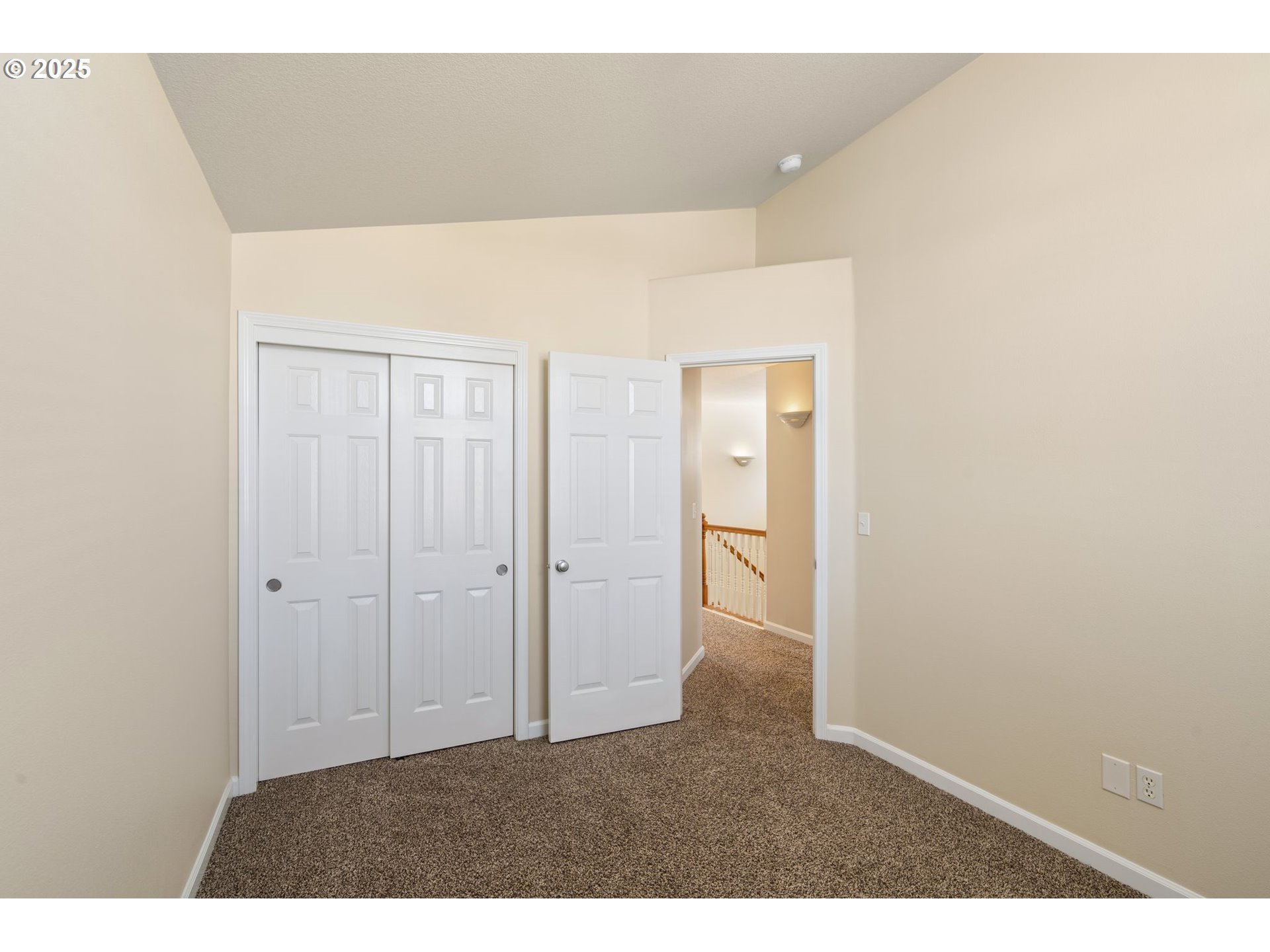 Vancouver, Washington 98682, United States, 3 Bedrooms Bedrooms, ,3 BathroomsBathrooms,Residential,Pending,111410