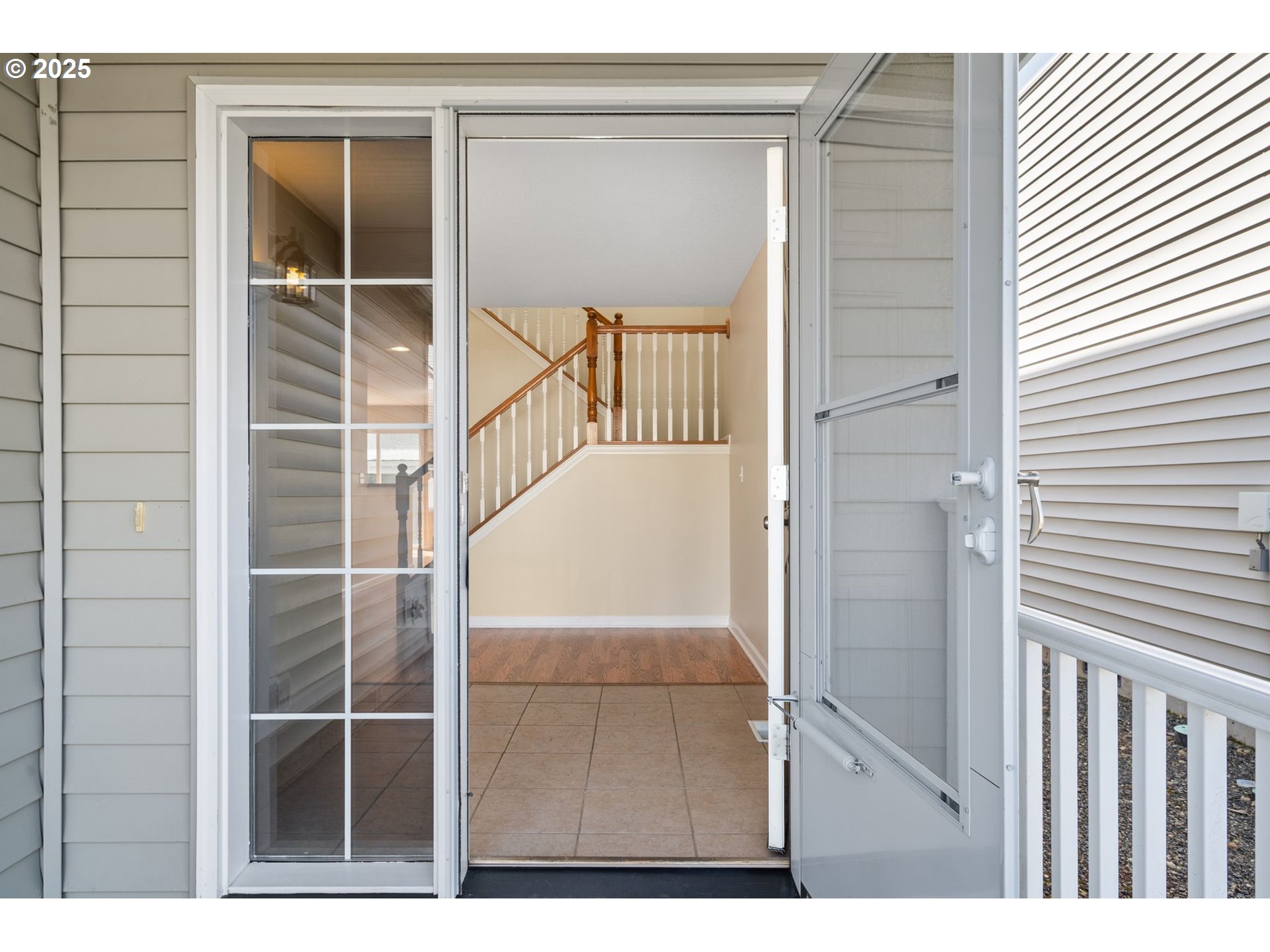 Vancouver, Washington 98682, United States, 3 Bedrooms Bedrooms, ,3 BathroomsBathrooms,Residential,Pending,111410