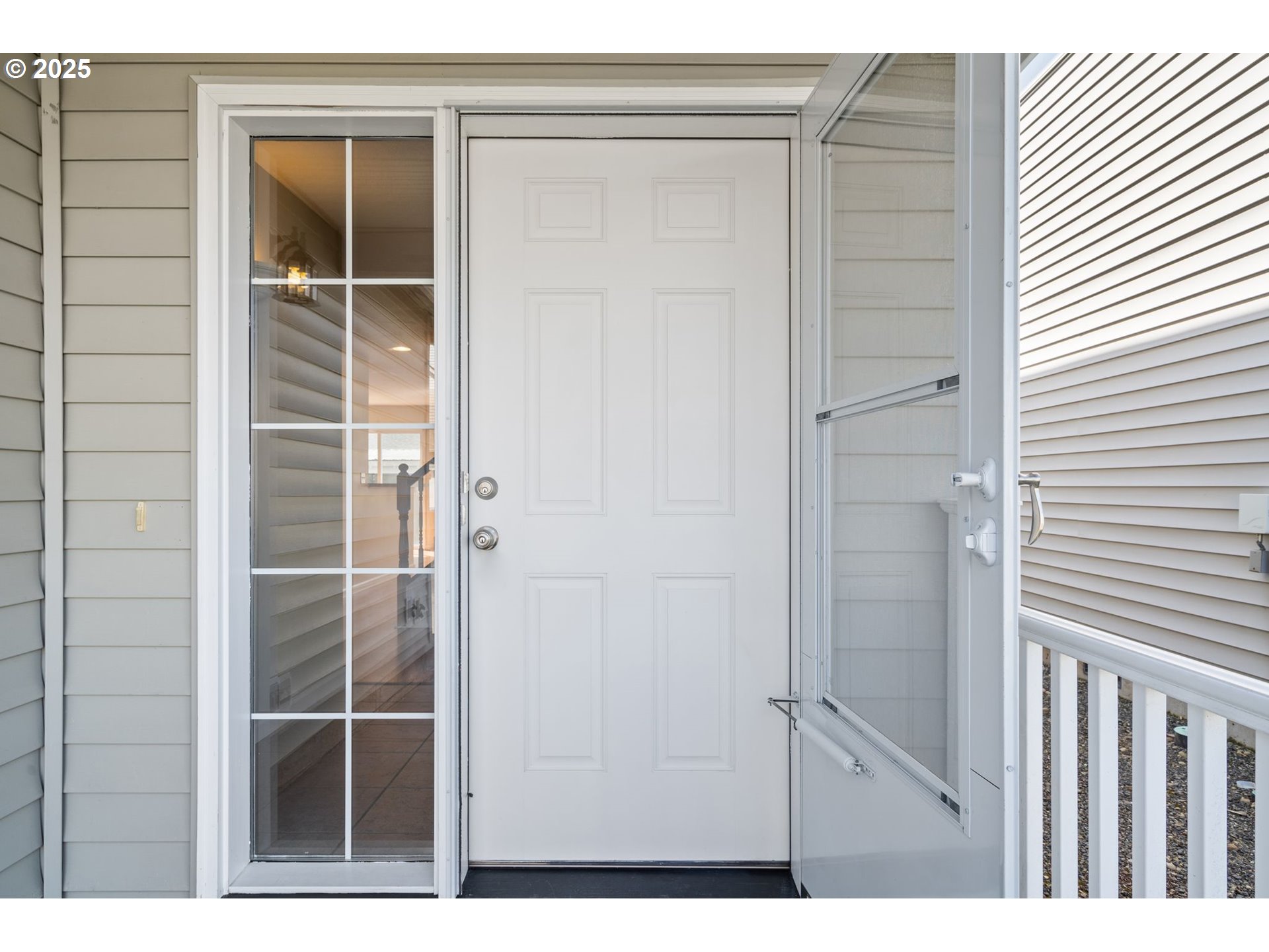 Vancouver, Washington 98682, United States, 3 Bedrooms Bedrooms, ,3 BathroomsBathrooms,Residential,Pending,111410