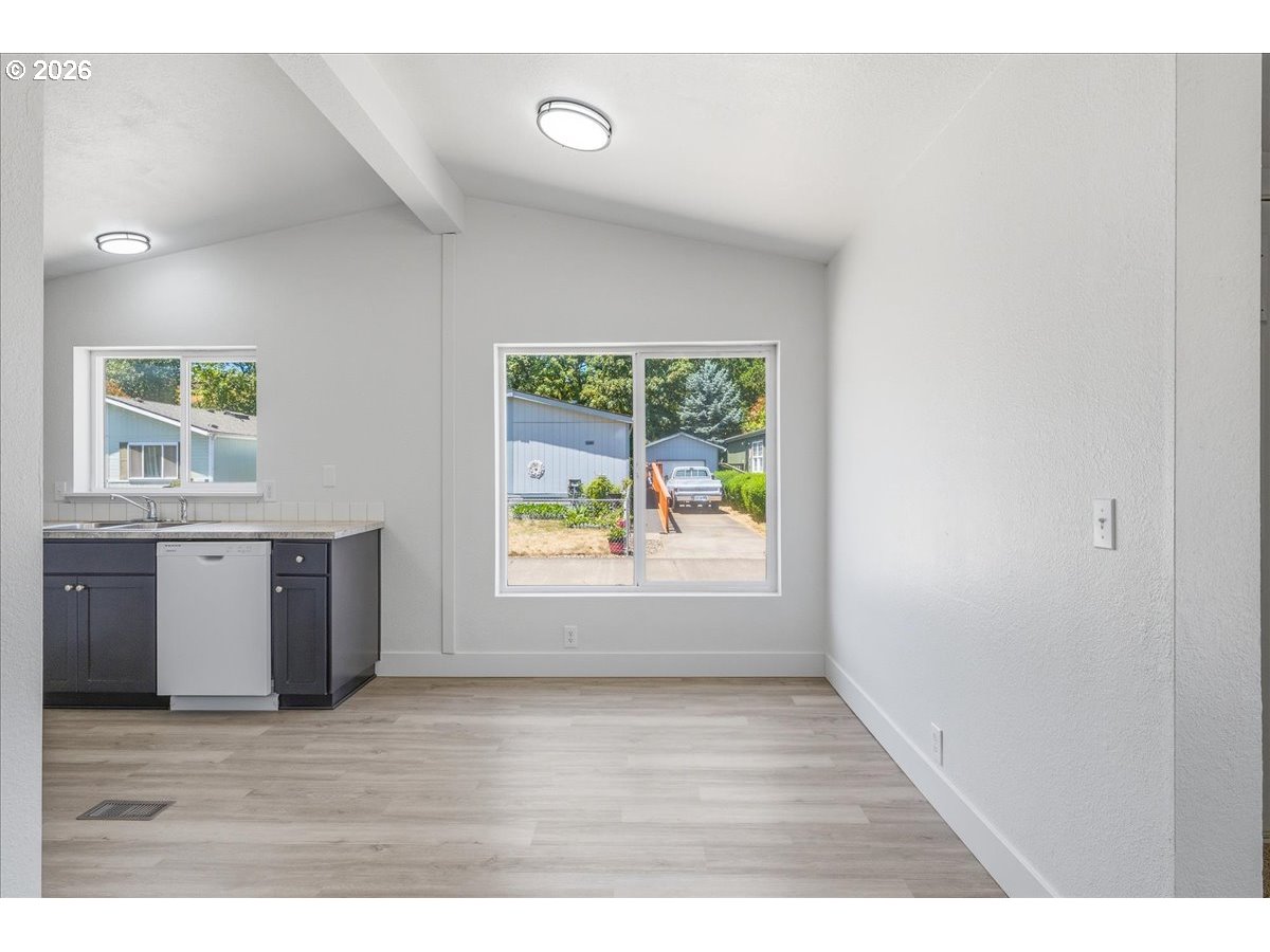 2154 Oregon ST 37
