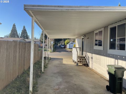 A home in Canby