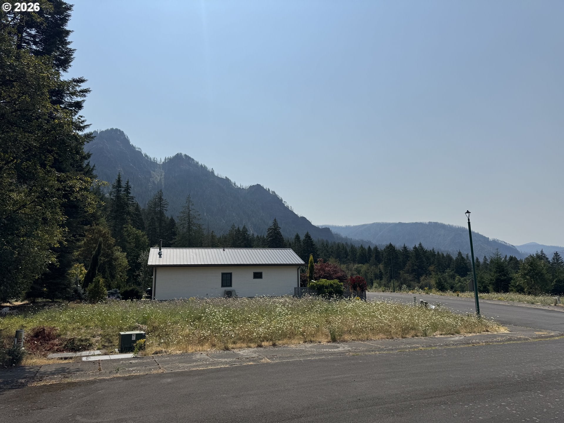 910 SW SPELLING PL 1