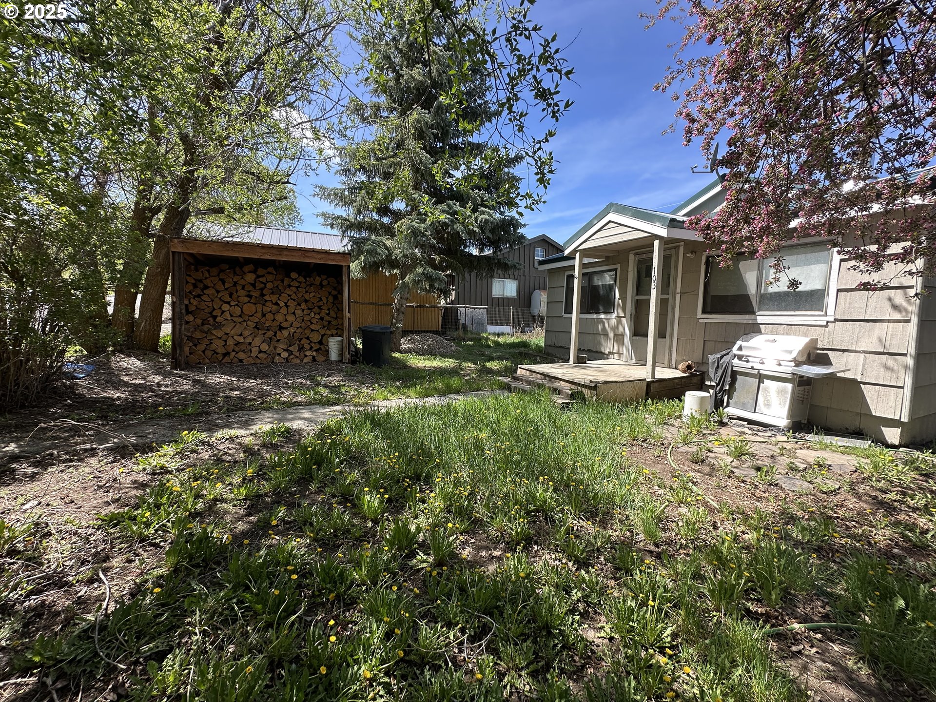 103 B AVE