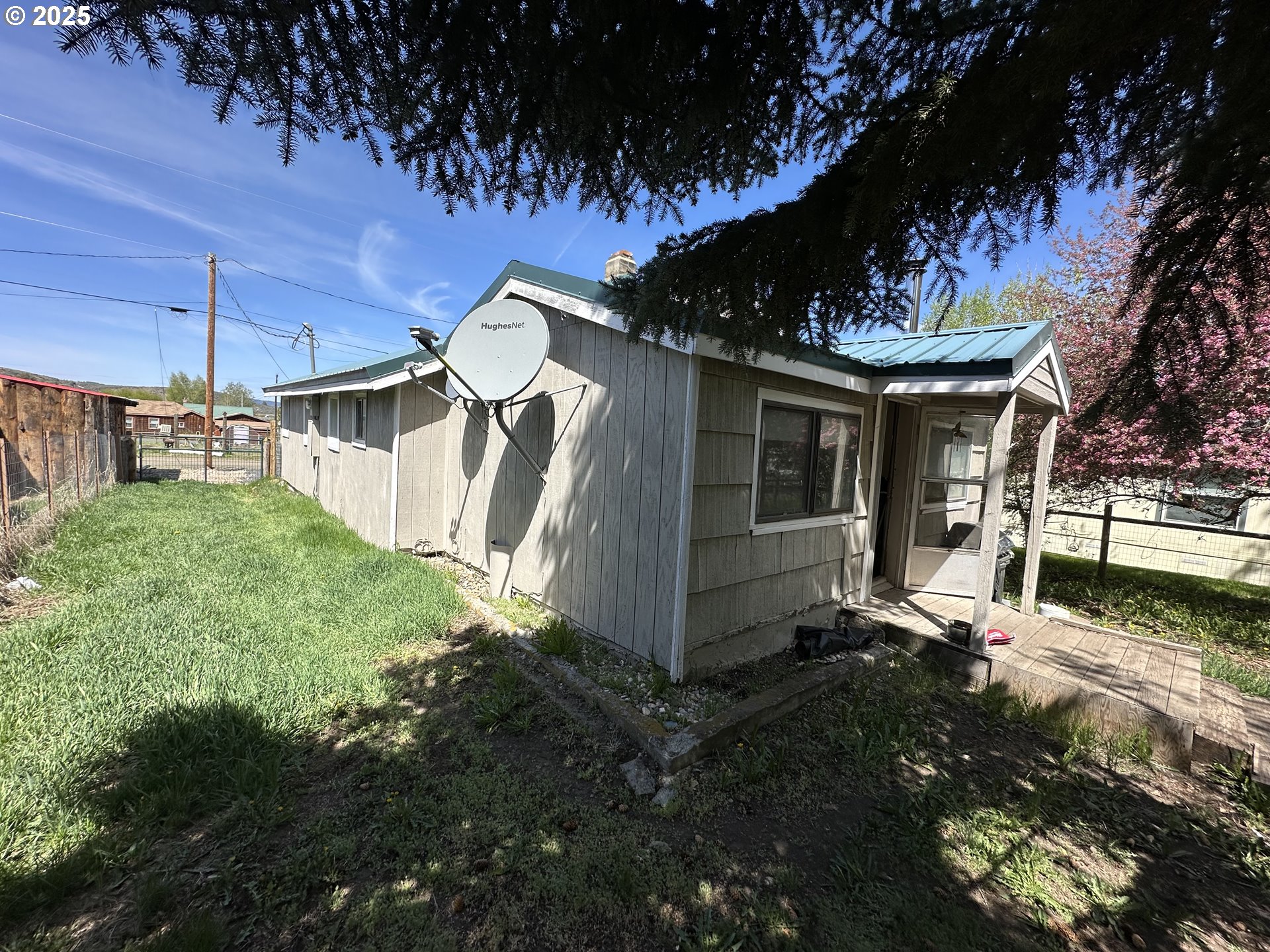 103 B AVE