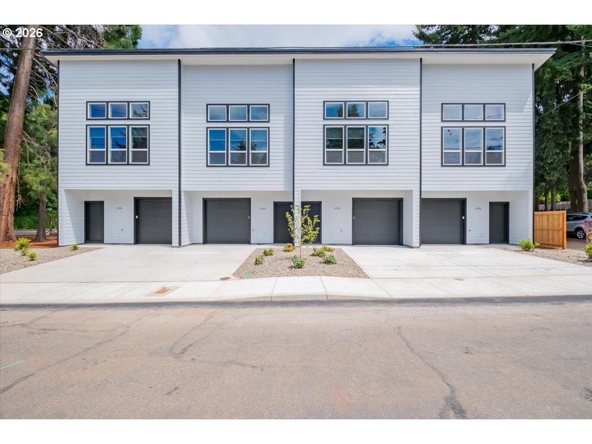 1390 OVERLOOK (-1396) AVE NW