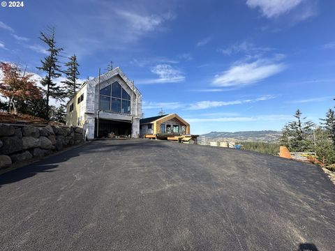 A home in Newberg