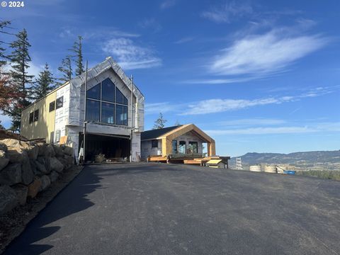 A home in Newberg