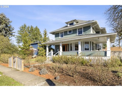 A home in Newberg