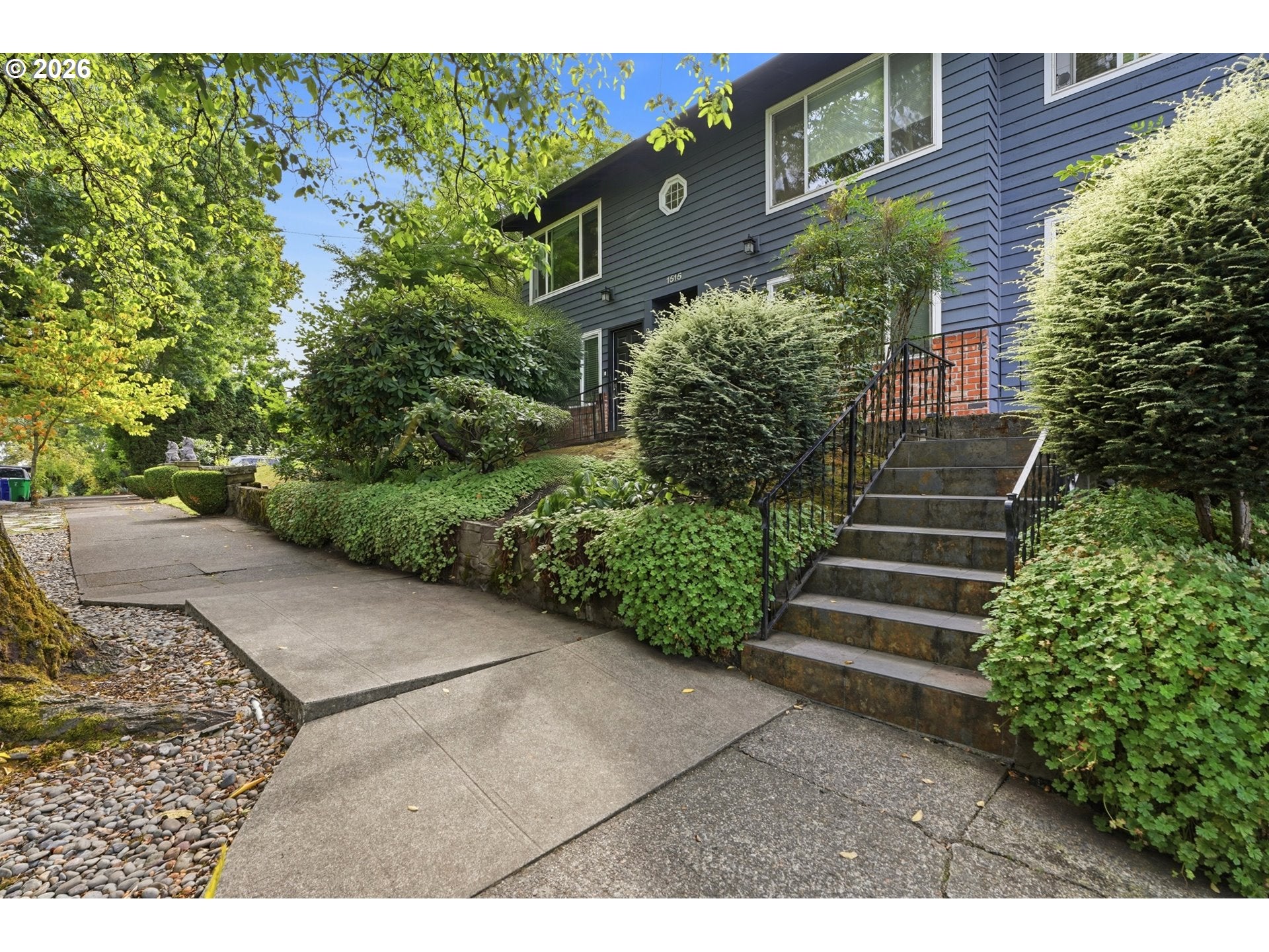 1515 SE 22ND AVE 8