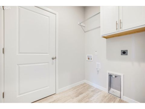A home in Yamhill
