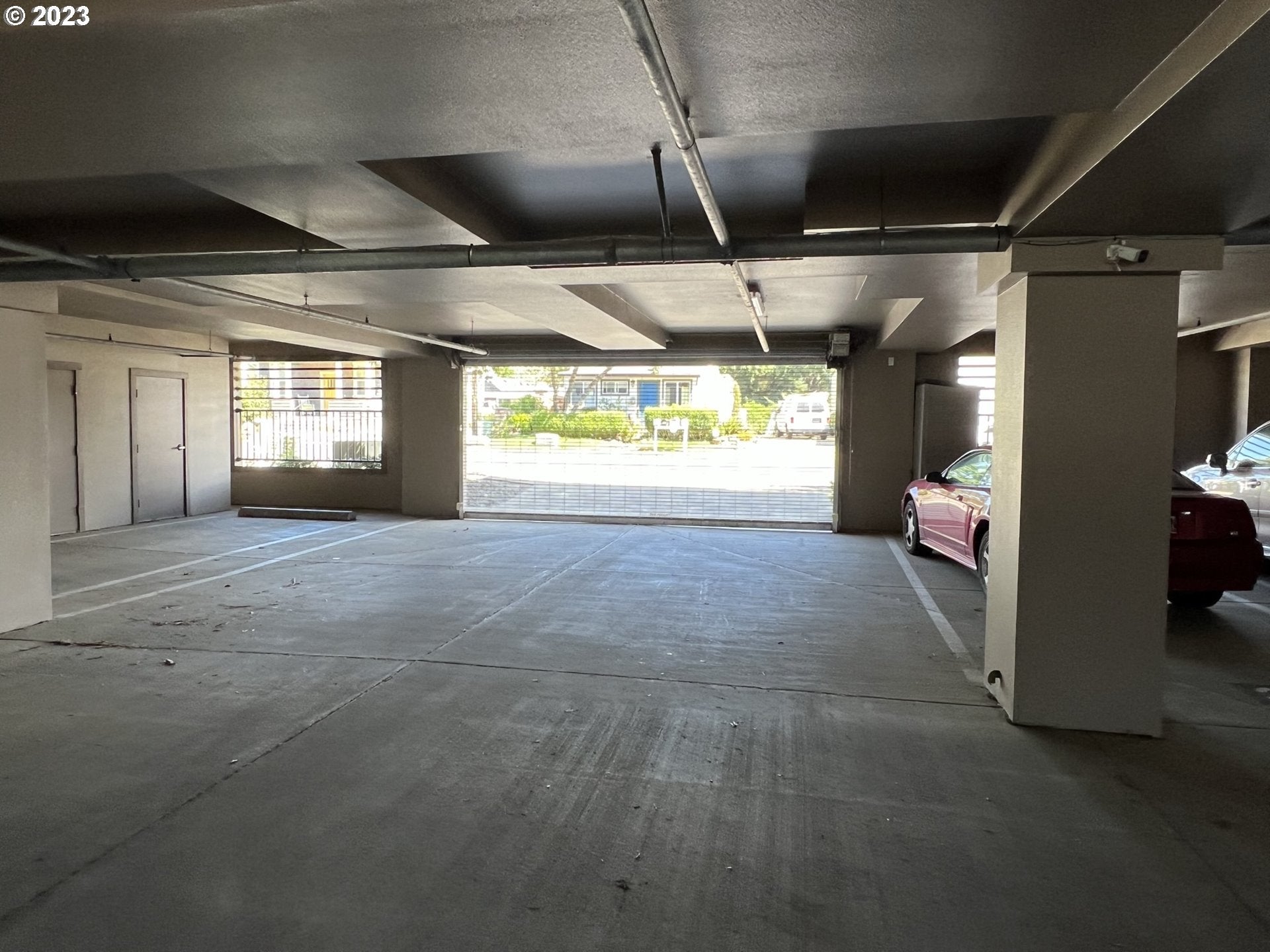 211 HARBOR ST 33