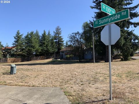 12968 SE SUNNYSIDE RD Happy Valley OR 97015
