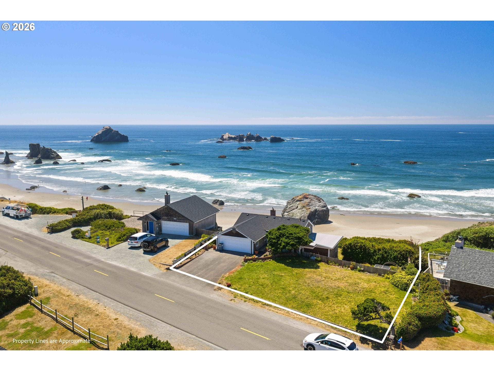 1370 BEACH LOOP DR