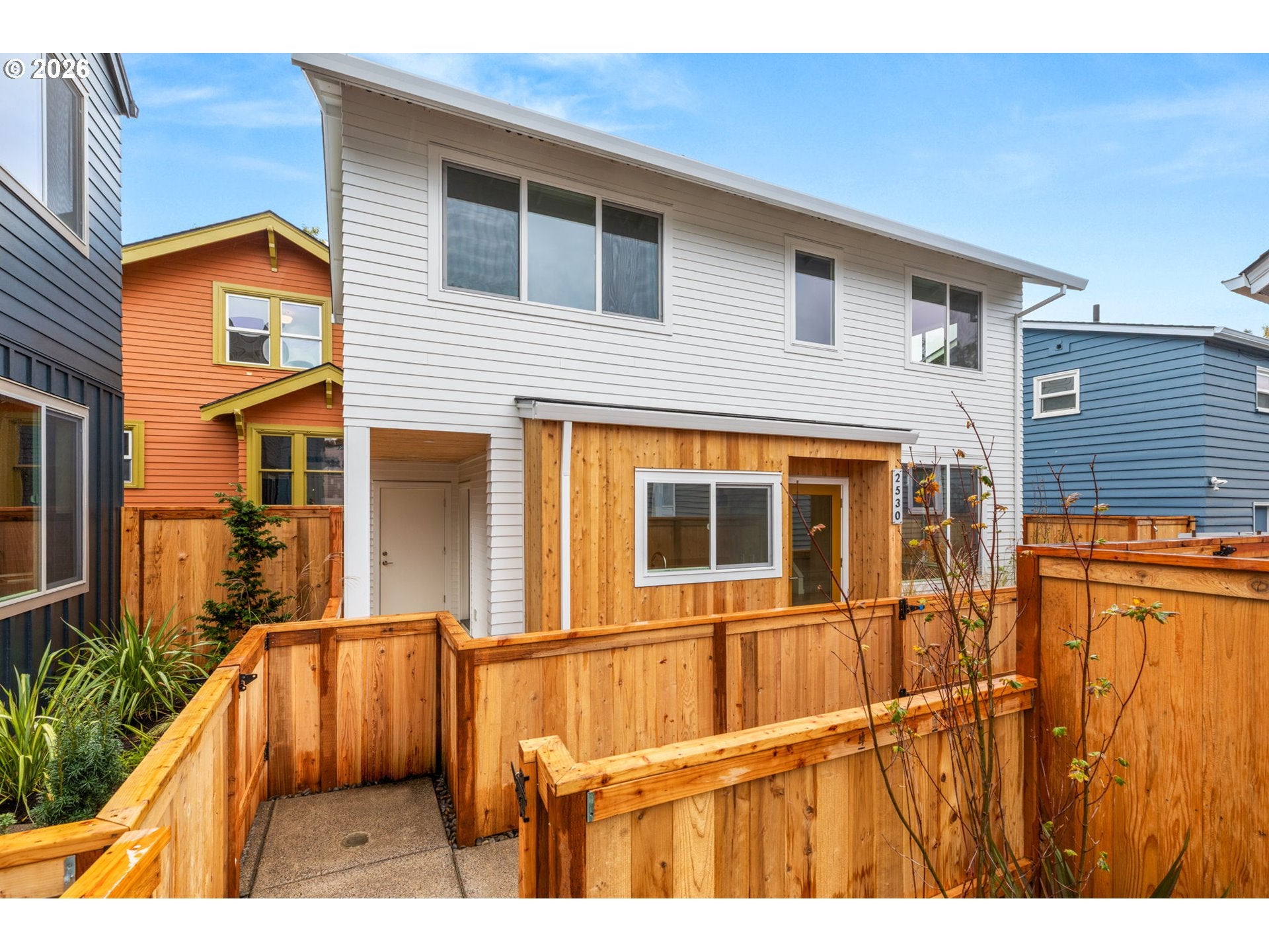 2530 SE 18TH AVE