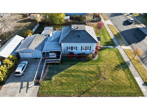 A home in Goldendale