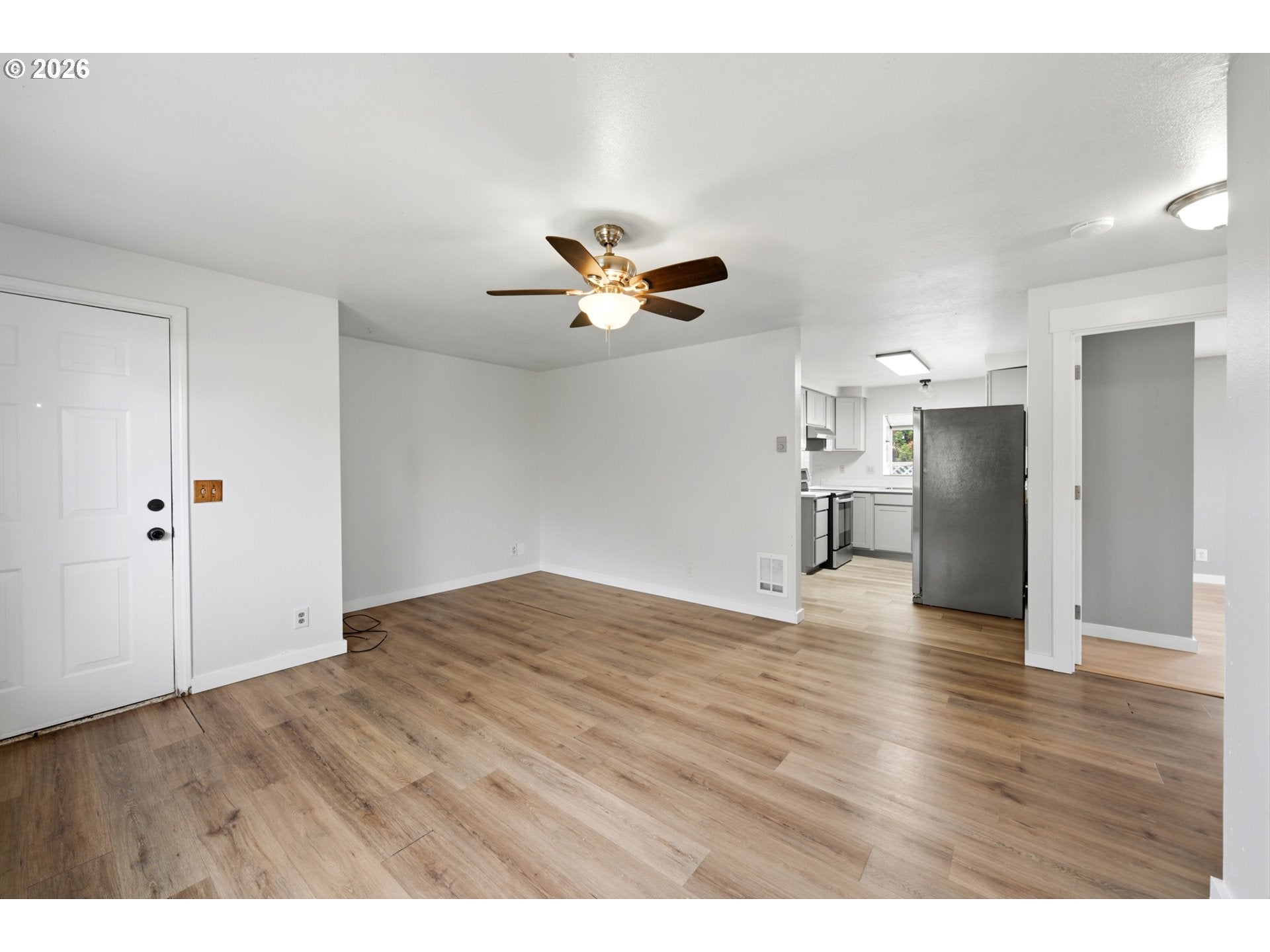1208 DOLA ST