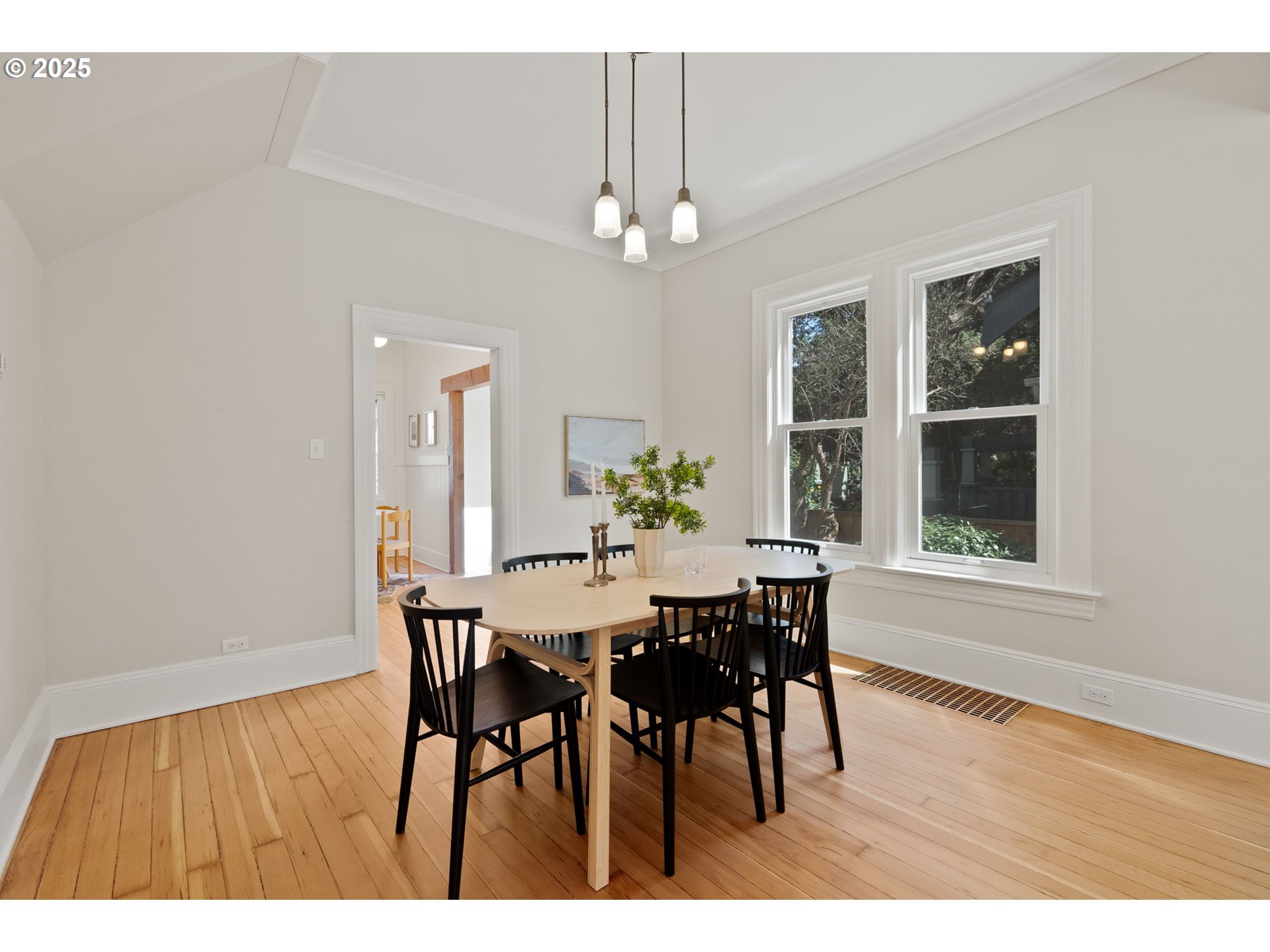 1912 NE 11TH AVE