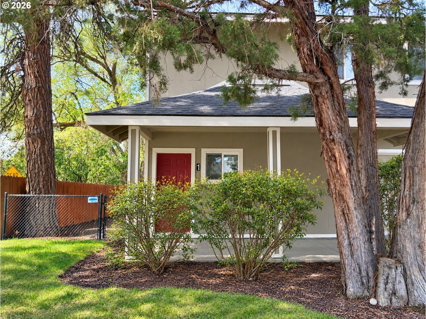 14 SE MCKINLEY AVE