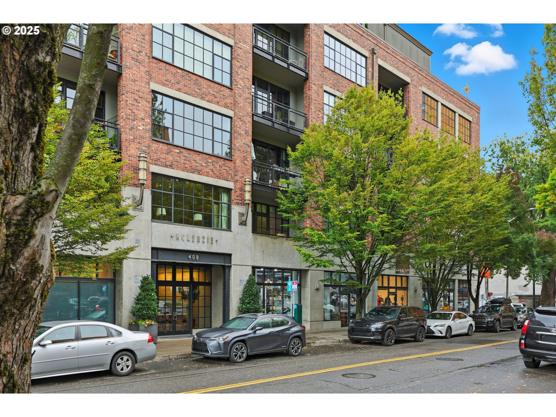 408 NW 12TH AVE 215