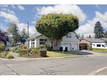 2904 Wolf Meadows LN Eugene OR 97408
