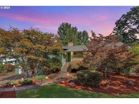 2085 TRILLIUM ST Eugene OR 97405