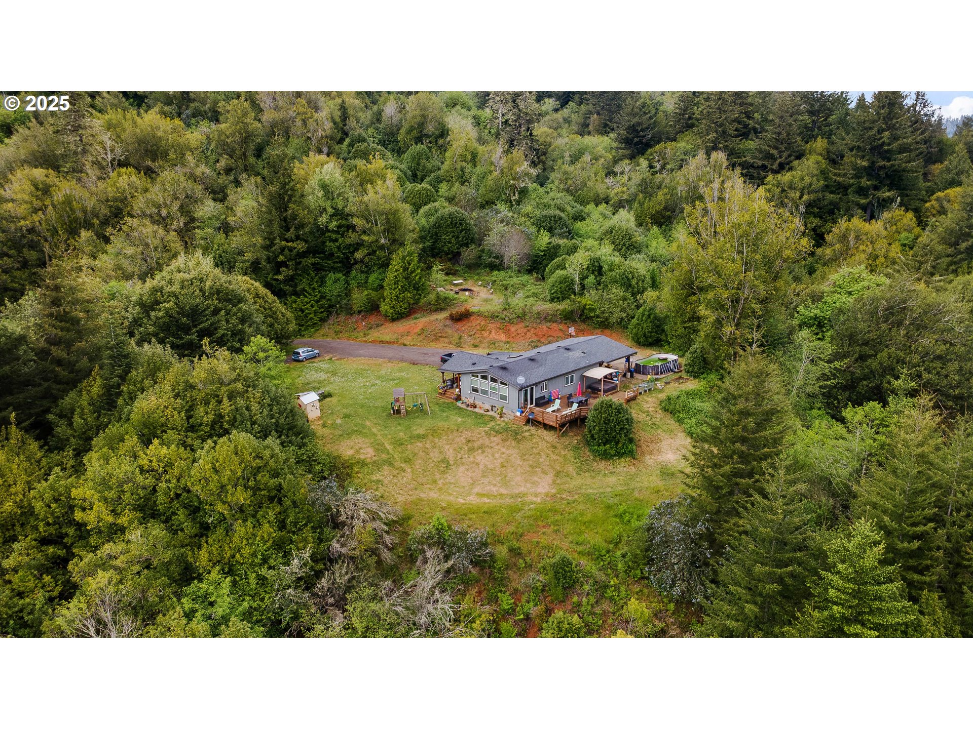 63562 DANIELS CREEK RD