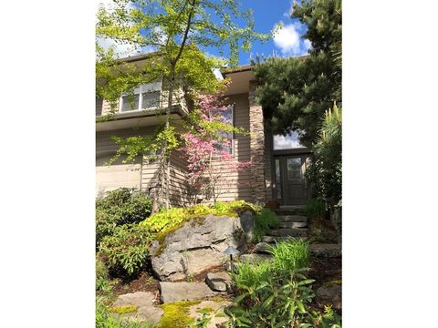 listing image 42