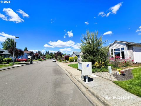 A home in Sherwood