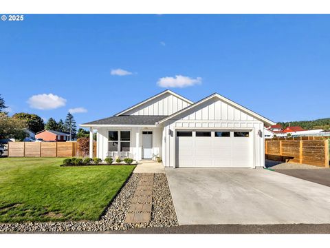 151 S SPRUCE AVE Yacolt WA 98675