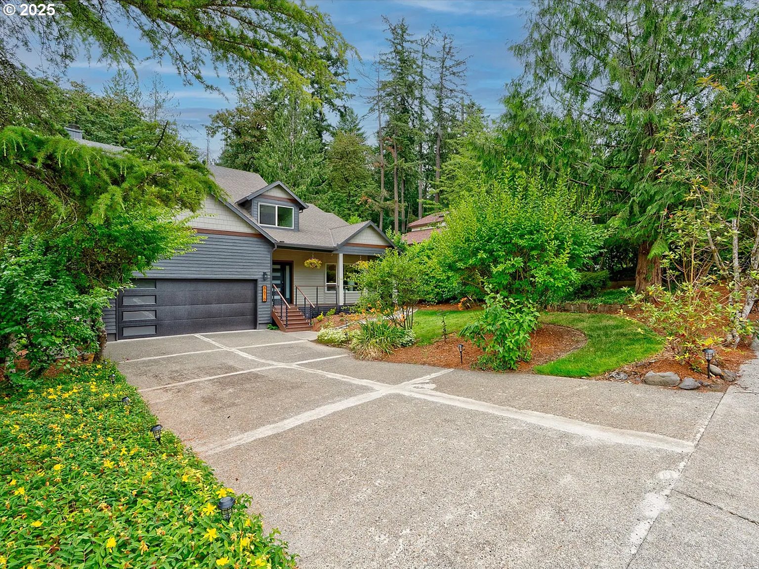 8616 SW 49TH AVE