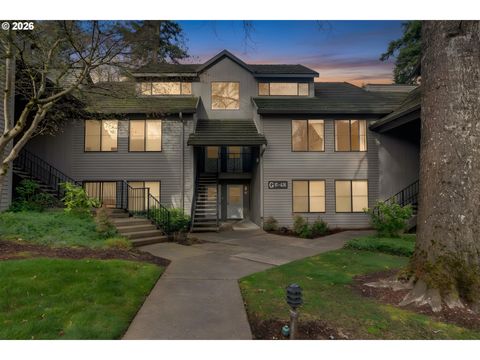 4000 CARMAN DR 106 Lake Oswego OR 97035