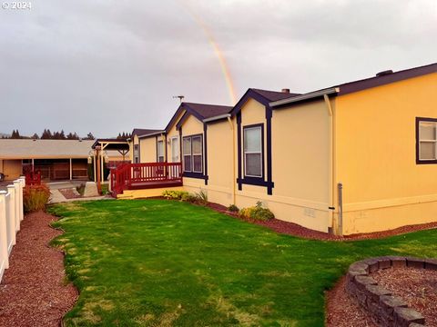 A home in Newberg