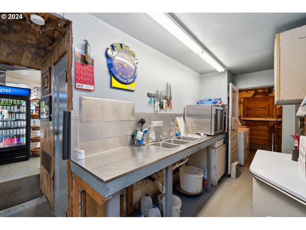 Nehalem, Oregon 97131, United States, ,Commercial,Active,46277