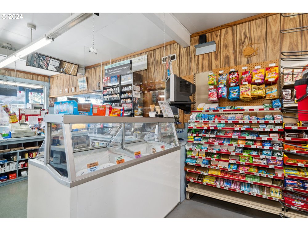 Nehalem, Oregon 97131, United States, ,Commercial,Active,46277