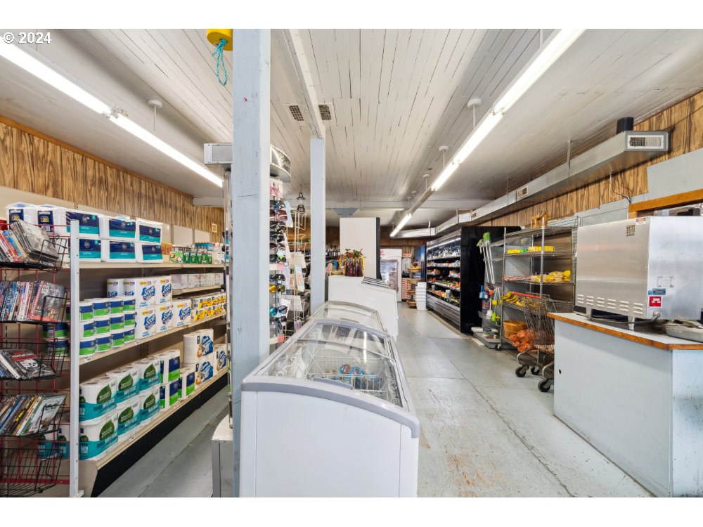 Nehalem, Oregon 97131, United States, ,Commercial,Active,46277