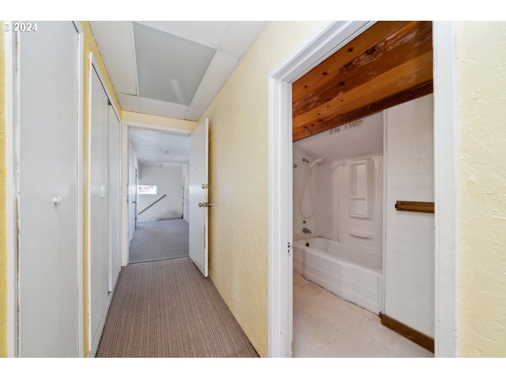 Nehalem, Oregon 97131, United States, ,Commercial,Active,46277