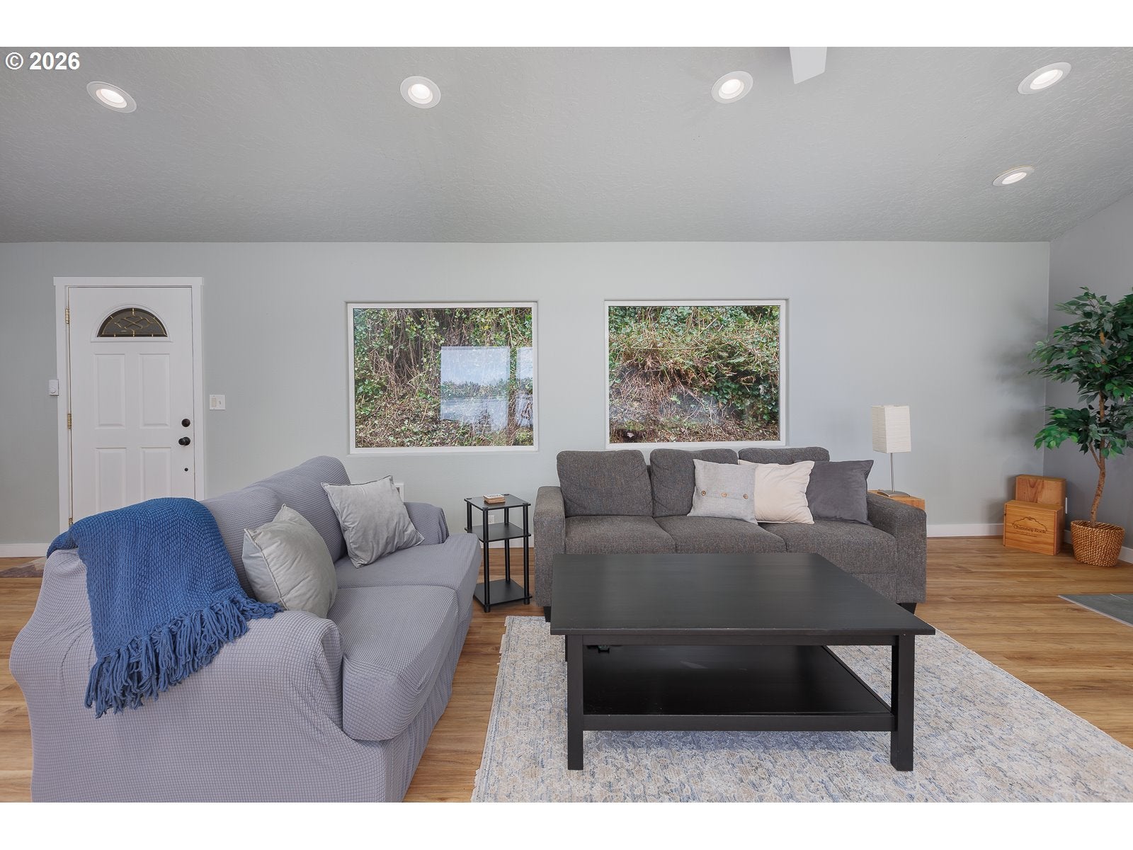 3823 YAQUINA BAY RD