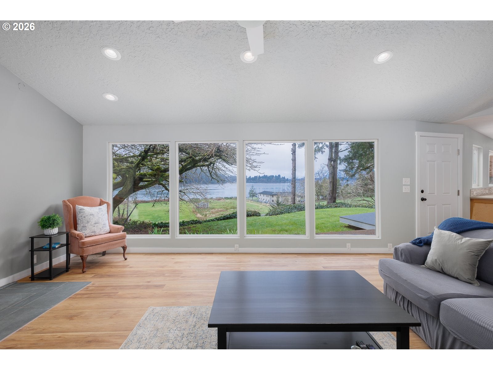 3823 YAQUINA BAY RD